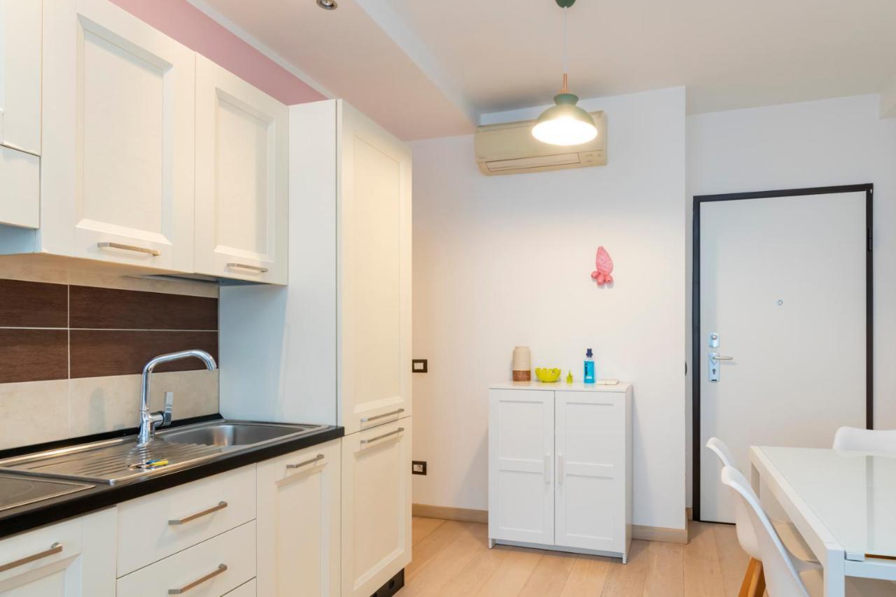 Luxury Apartment Near Bocconi Zamenhof 7 Milan Exterior photo